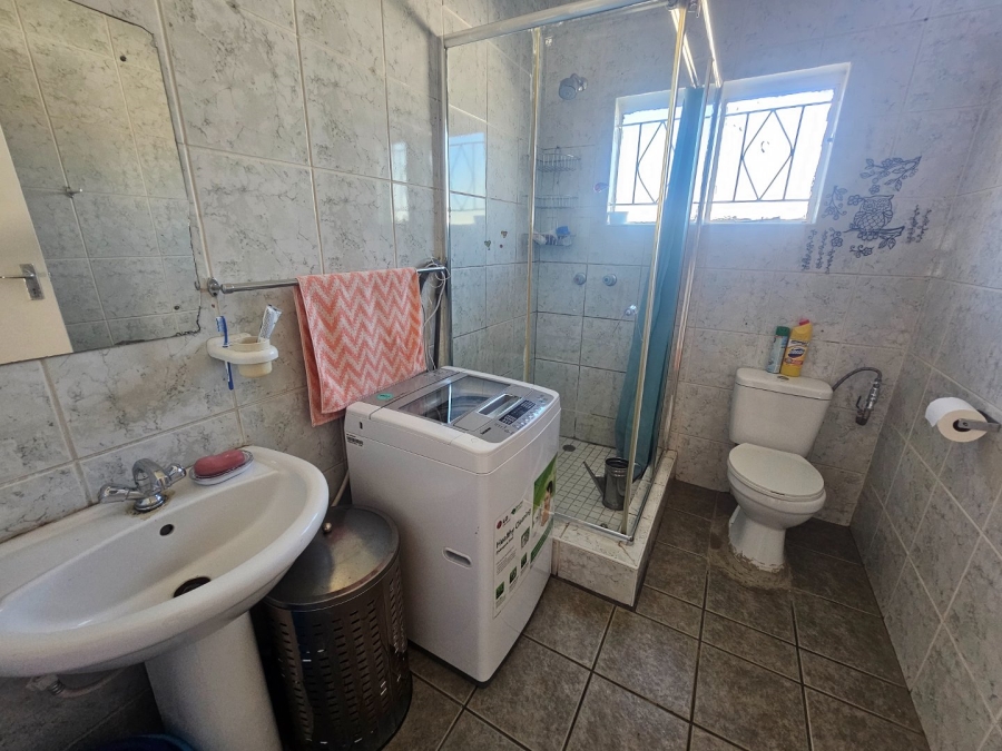 5 Bedroom Property for Sale in Panorama Free State